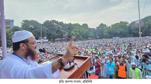 চাঁদা তুললে পুরস্কার, ধরা পরলে বহিষ্কার, ভাইরাল হলে গ্রেপ্তার
