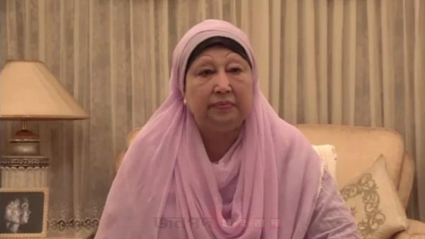 স্বাস্থ্য পরীক্ষা শেষে বাসায় ফিরেছেন বেগম খালেদা জিয়া