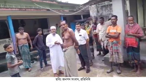 জয়পুরহাট সদর উপজেলায় ৭ টি গরু চুরি