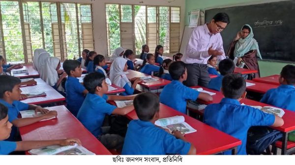 শিক্ষার মানোন্নয়নে মুরাদনগরে ইউএনও’র শিক্ষা প্রতিষ্ঠান পরিদর্শন