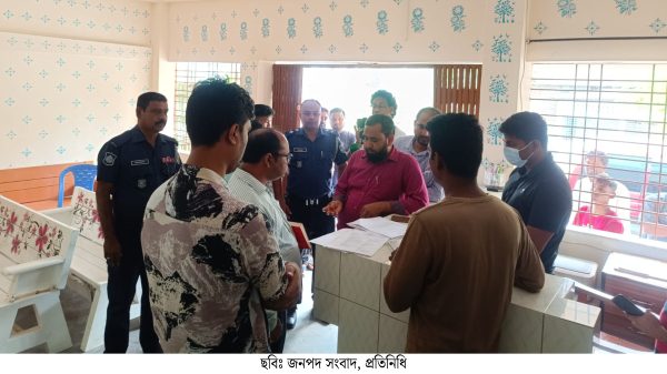 ভূরুঙ্গামারীতে লাইসেন্সবিহীন দুই ক্লিনিক সিলগালা, জরিমানা