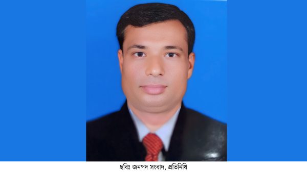 উপজেলায় শ্রেষ্ঠ ইউপি চেয়ারম্যান নির্বাচিত রফিকুল আলম